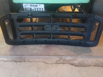 2005 Ford F350 Grill