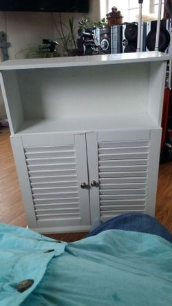 Bathroom cabinet