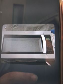 Microwave Whirlpool Stove top