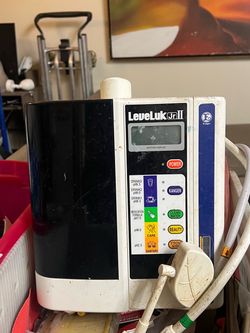 Enagic LeveLuk Jr. II alkaline water ionizer