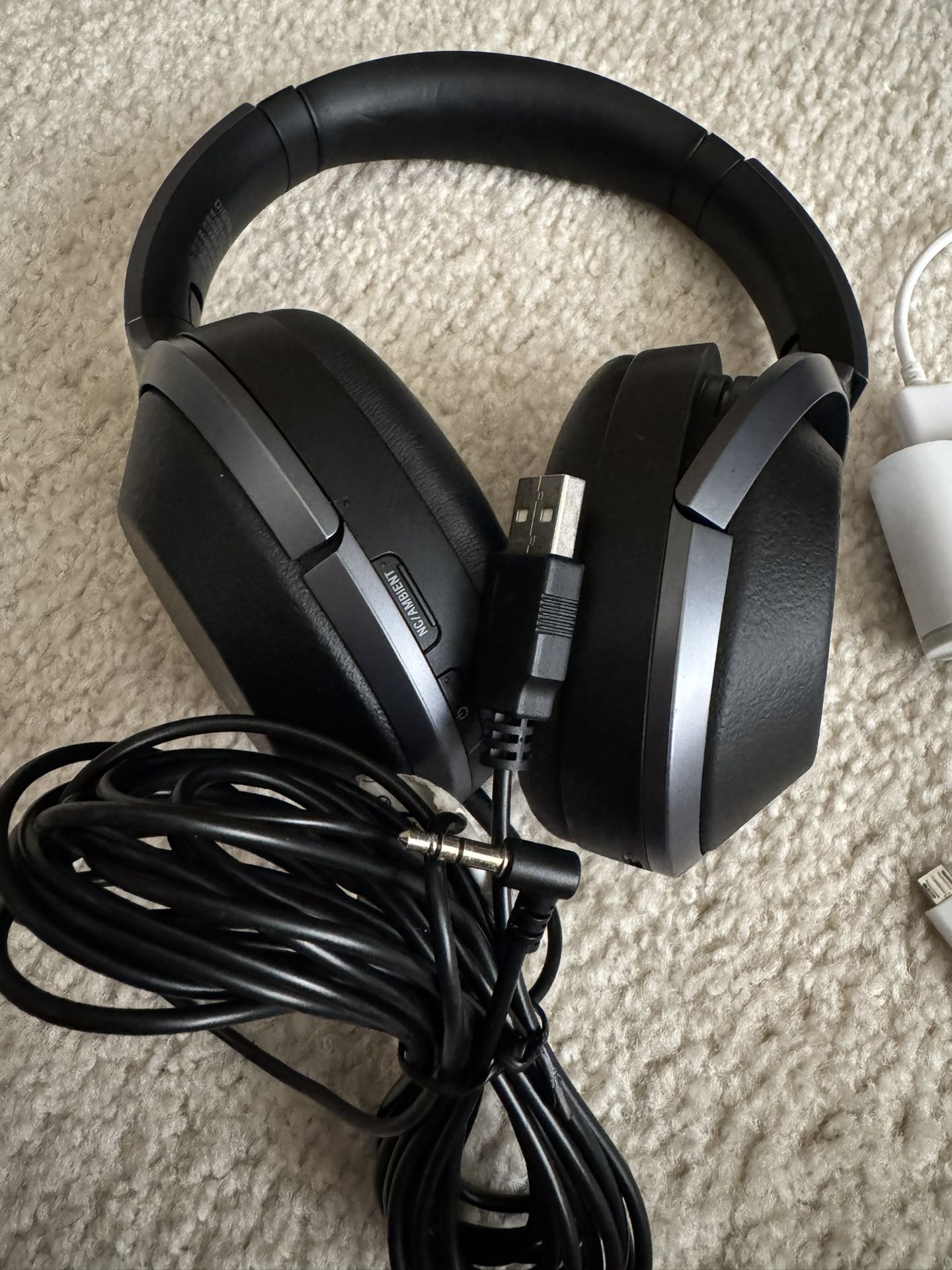 Sony WH-1000XM2
