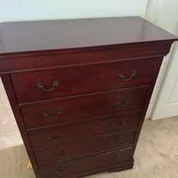 Dresser