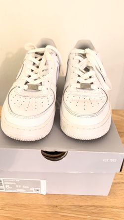 Nike Air Force 1 – White – Used