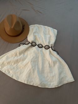 Women dress and hat