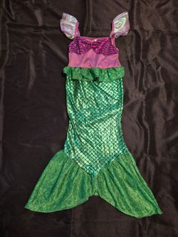 Girls age 7-9 mermaid halloween costume
