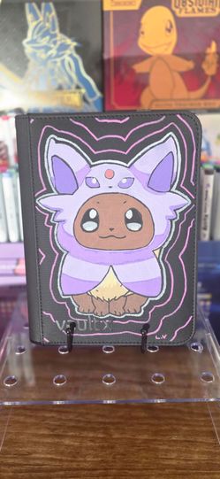 🔮 Vault X Premium 4-Pocket Zip Binder (Espeon Poncho Pokémon Edition) 🔮
