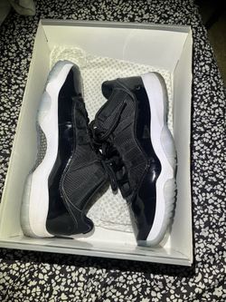 Jordan 11 Space Jam