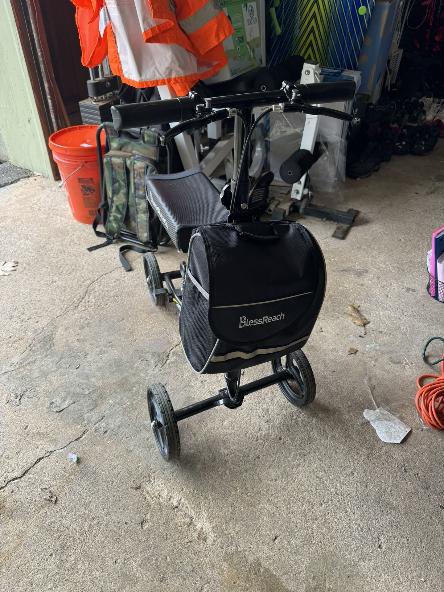 Knee Scooter
