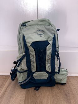 Osprey Hiking Backpack – Like New / Used Once – $75
