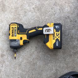 Dewalt 20 V XR Brushless Impact + 4Ah Batery