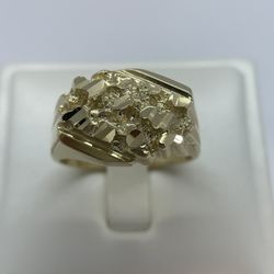 14k Gold Nugget Ring. New. 