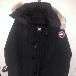 BLACK CANADA GOOSE PARKA