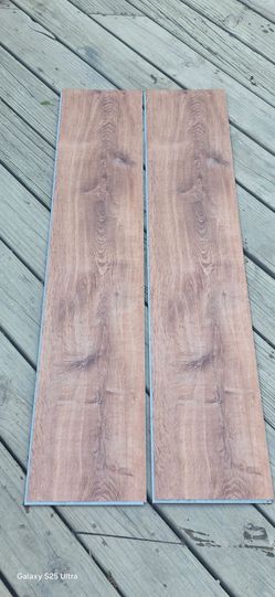 Lifeproof
Burnt Oak 22 MIL x 8.7 in. W x 48 in. L Click Lock Waterproof Luxury Vinyl Plank Flooring (20.1 sqft/case)