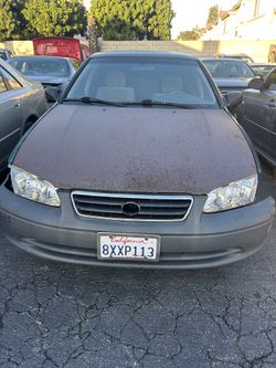 2000 Toyota Camry
