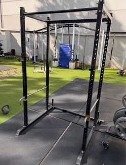 Heavy-Duty Squat Rack / Power Rack