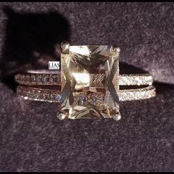 New 18k Rose Gold Wedding Ring Set 