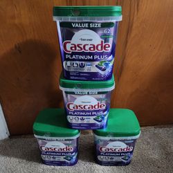 Cascade Platinum Plus (4 Containers of 62 Pods)