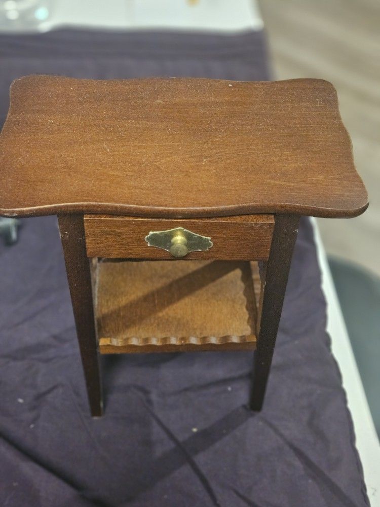 American Girl Bedside Table And Grill