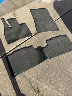 Original 2023 GLS and EQS SUV Floormats