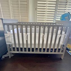 Crib with mattress -brand new