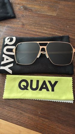Quay Australia Backstage Pass sunglasses