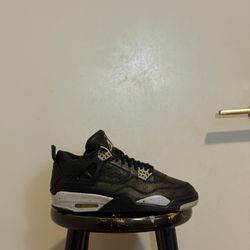 Jordan 4 Oreo Size 9