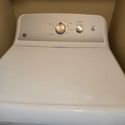 GE Electric Large Capacity Dryer