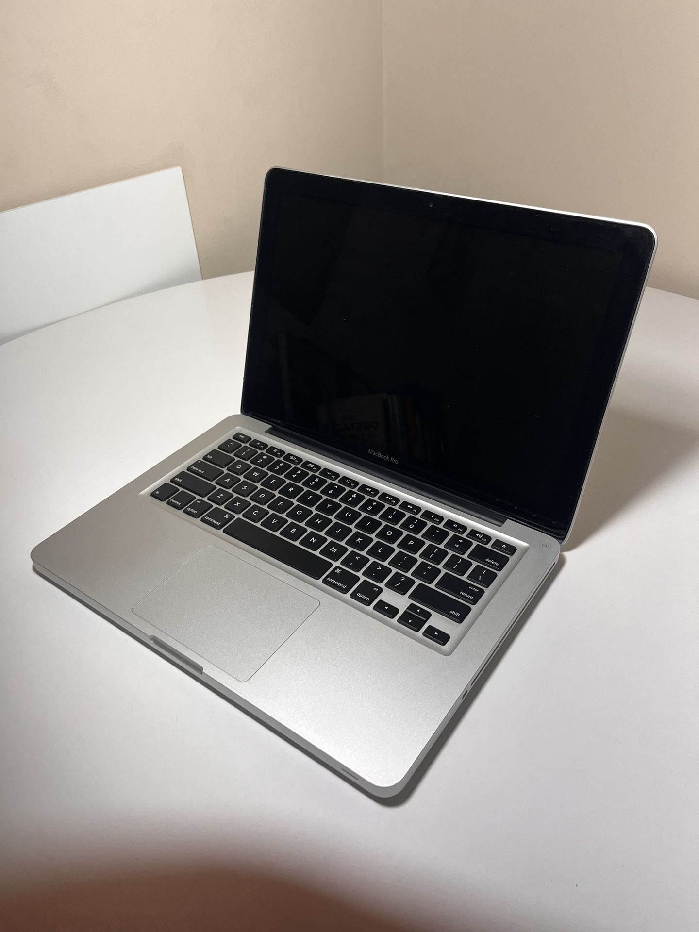 MacBook Pro 13” (2012) Intel, 16GB RAM, 1TB SSD + 500GB Storage, MacOS Catalina 