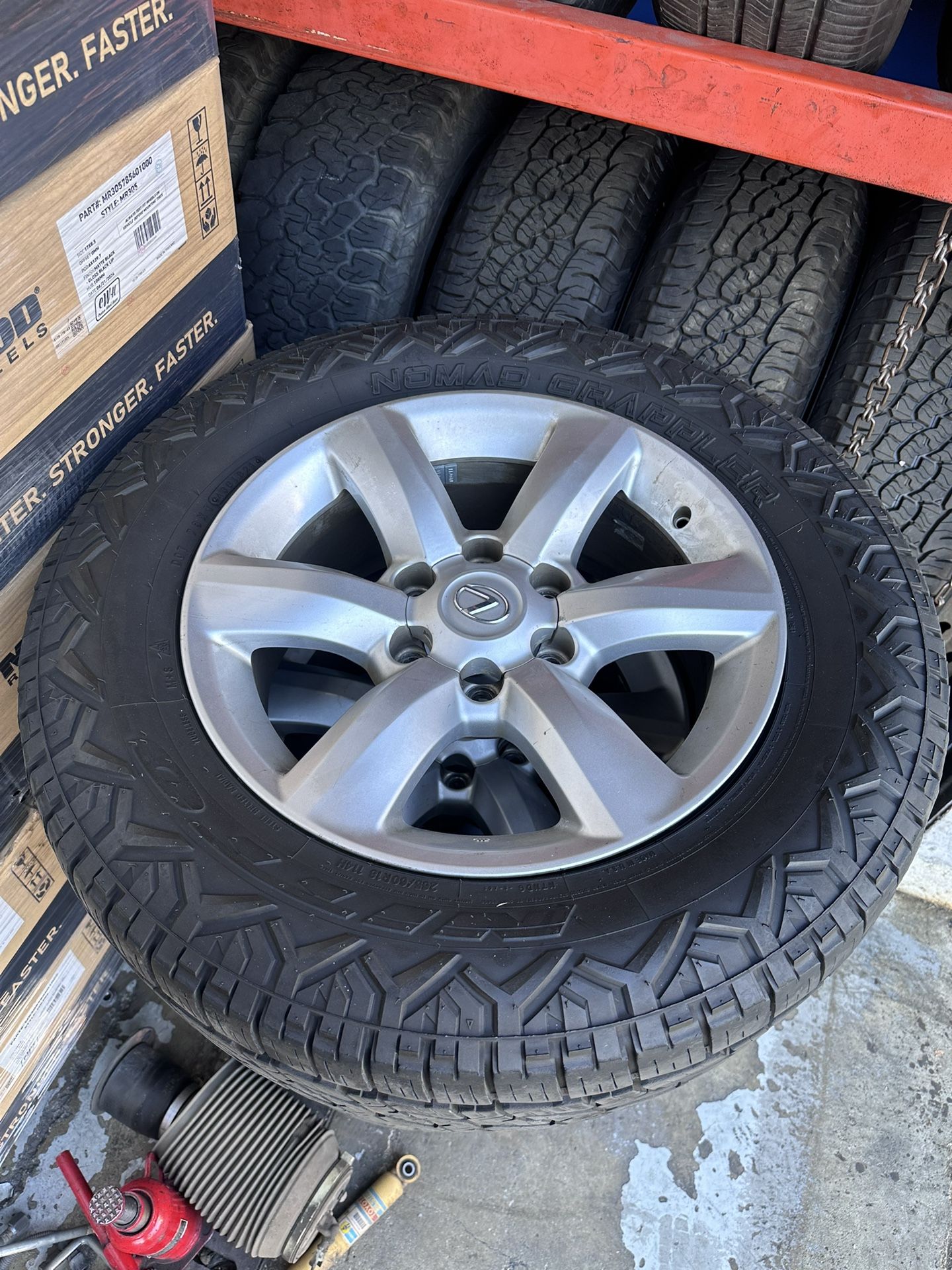 Lexus Gx460 Wheels With Nitto Nomad Grappler 265/60/18 85% Treads
