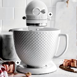 Kitchen Aid Artisan White On White Mixer Hobnail Bowl
