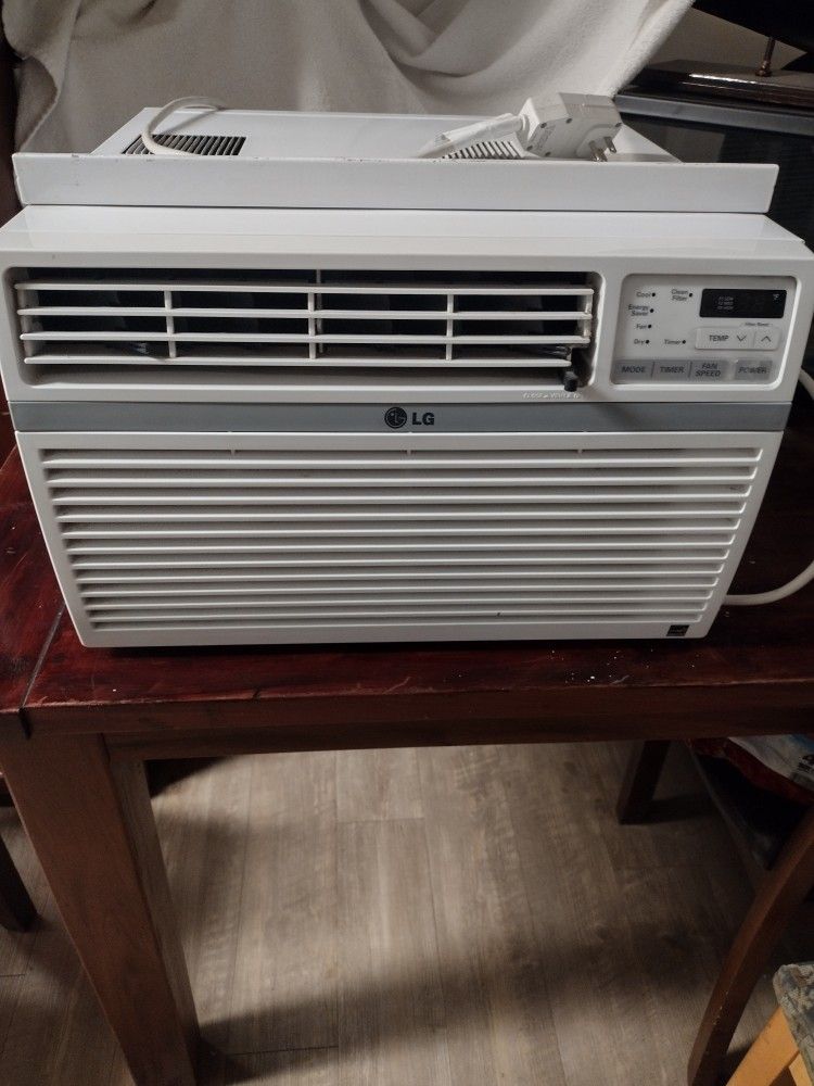LG Window Air Conditioner