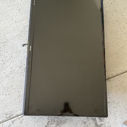 Philips Flat Screen TV w/ Wall Mount Bracket