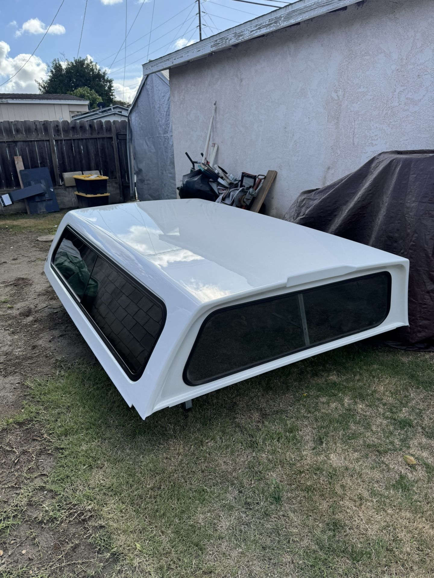 Leer Camper 100r