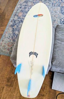 Surfboard 6'3 lost thruster rare Placebo model