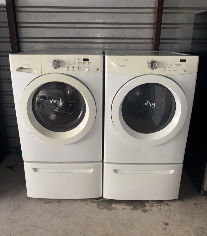 Frigidaire Washer And Electric Dryer Matching Set