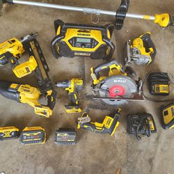 Dewalt Bundle Cheap And Great Working/ Will Sell Separate Too Let’s See The Offers 