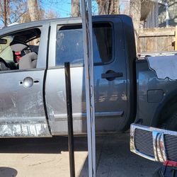 2011 Nissan Titan 