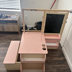 Kids Art Table 