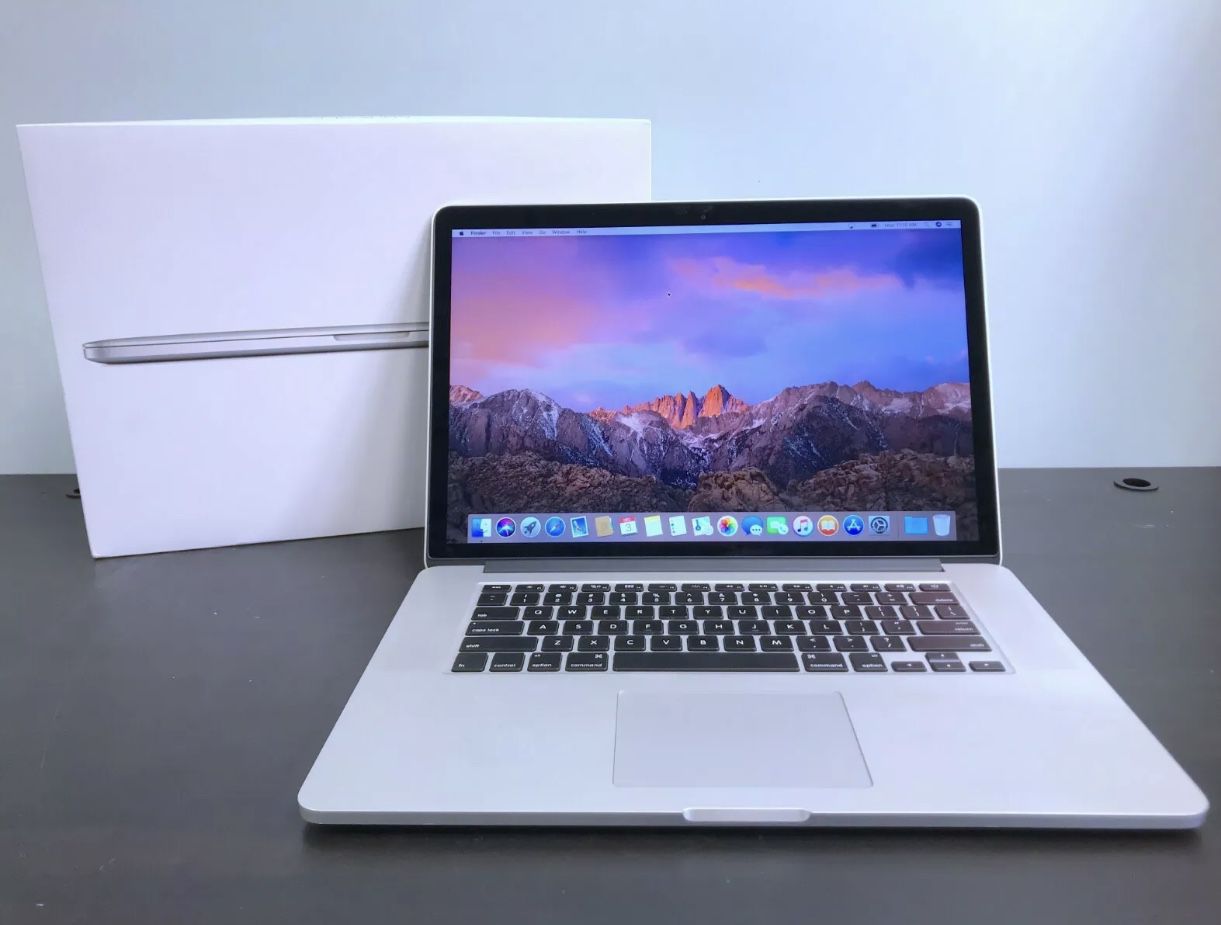 2015 MacBook Pro 15 inch i7 16GB