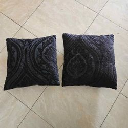 Throw Pillows (couch pillows)
