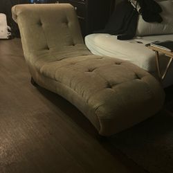 Chaise Lounge Chair 