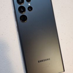 Samsung Galaxy S22 ULTRA 5G 128 GB UNLOCKED COLOR BLACK WORK VERY WELL PERFECT CONDITION 