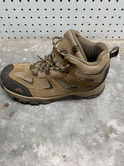 Outland Hiking boots size 7