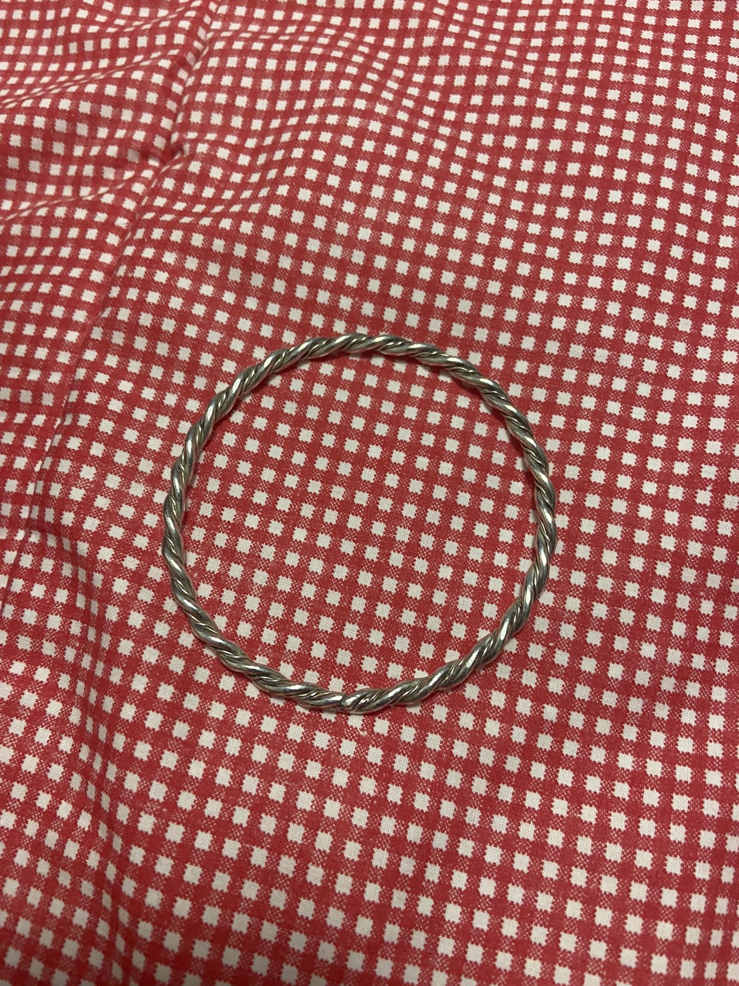Bracelet