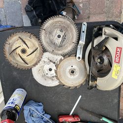 Circular Corded Saw Used Working Perfect / 5 Blades 