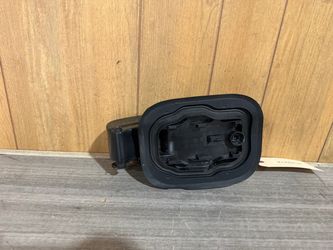 2020 2021 2022 2023 2024 2025 Lincoln Aviator Fuel Filler Housing