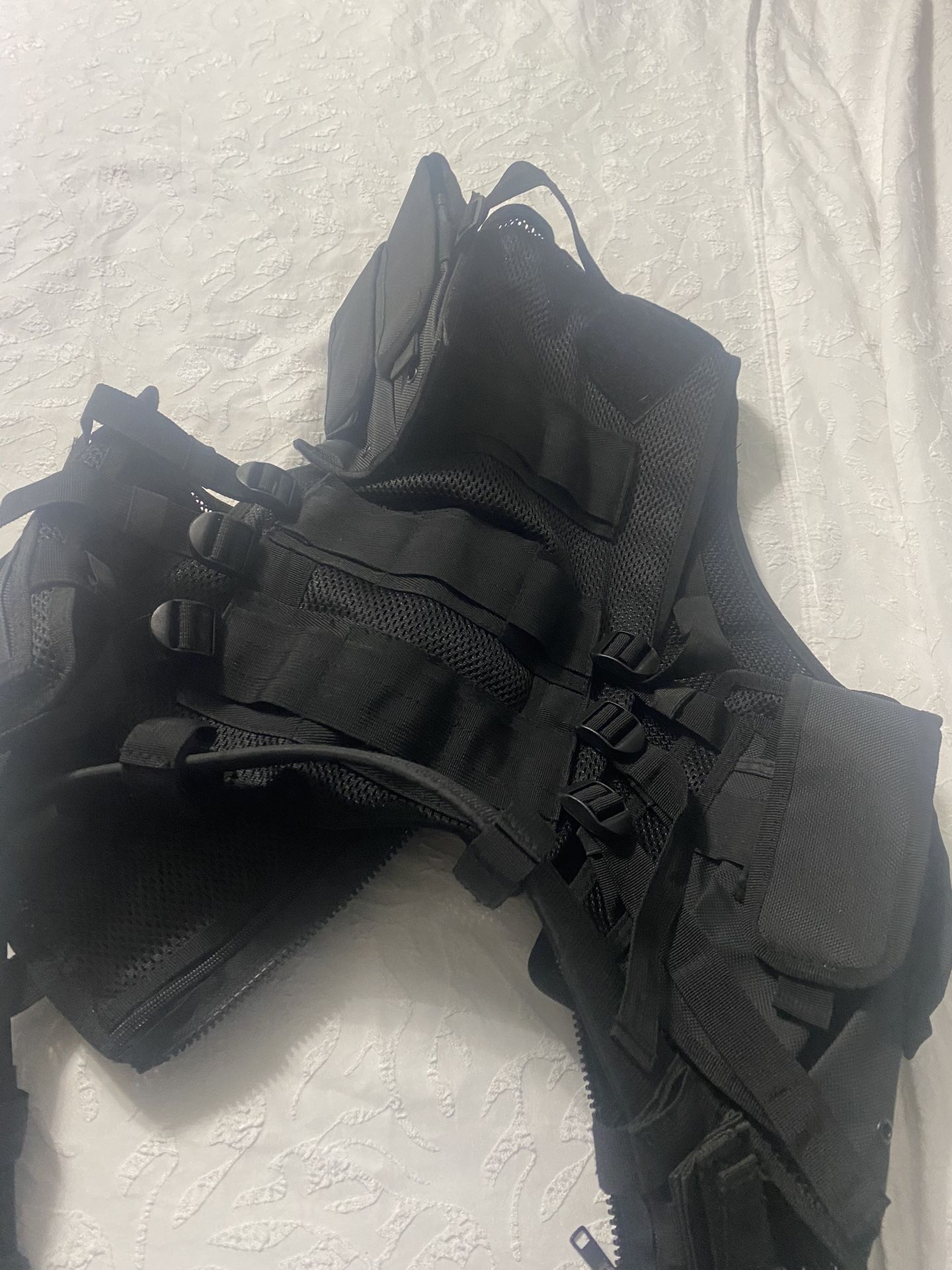 Military grade tactical vest