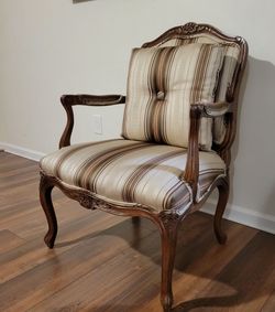 Thomasville accent chair