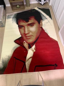Elvis area rug