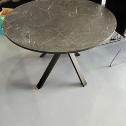 Round Dining Room table